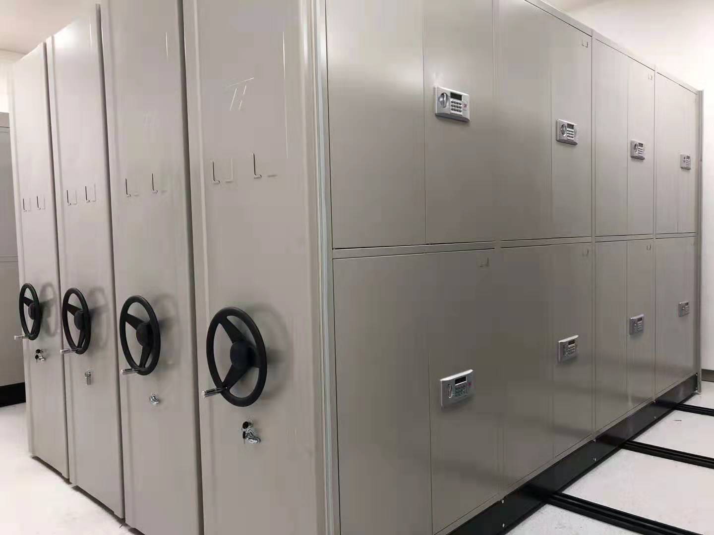 密集架