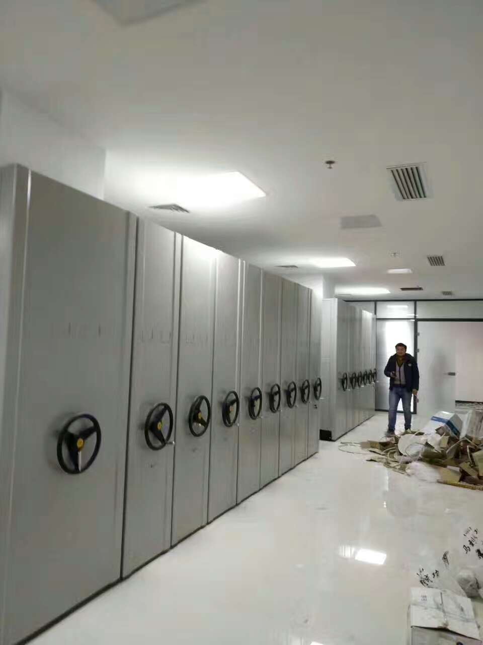 密集架