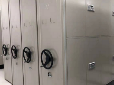 如何进行档案密集架的日常维护？